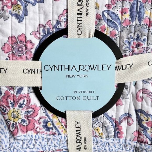 Cynthia Rowley Paisley Floral QUEEN Cotton Quilt. 88” X 92”. FABRIC: COTTON - Picture 3 of 6